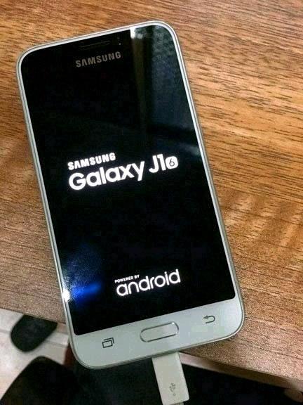 Samsung Galaxy J1 2016 LTE Phone