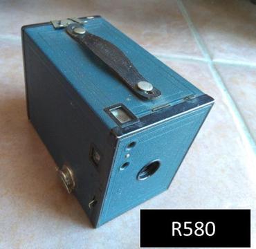 Vintage Kodak no2 model F Brownie Box Camera