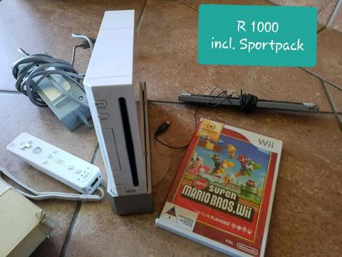 Nintendo Wii console with extras