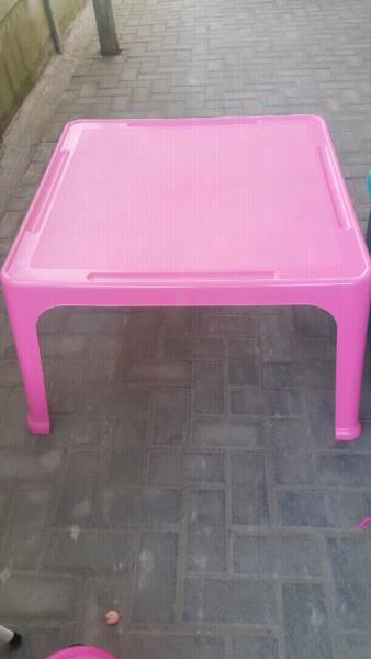 Large pink table