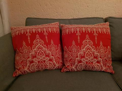 2 cushions (or covers only)