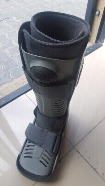 Moonboot for sale