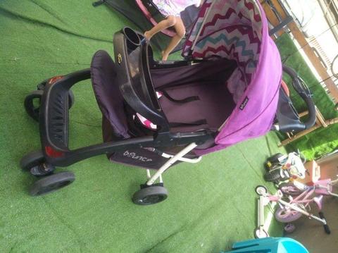 Bounce Baby Pram and car seat