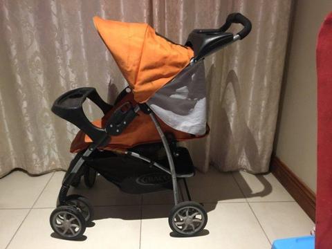 Graco Pram with baby seat