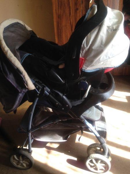 Crago Baby Stoller with car seat
