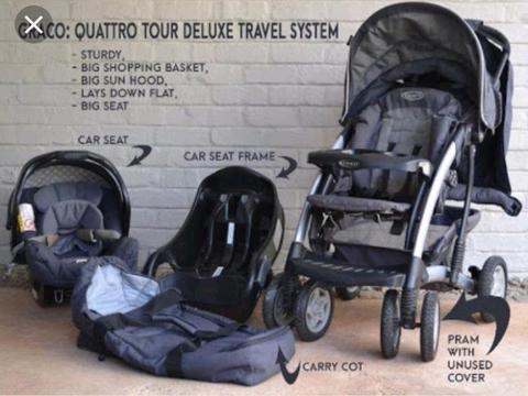 Graco Quattro Tour Deluxe baby traveling system