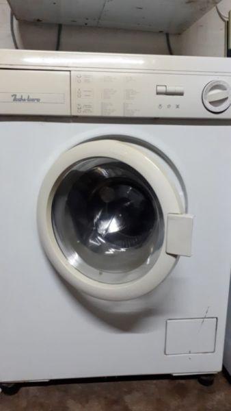 Washing machine Fuchsware
