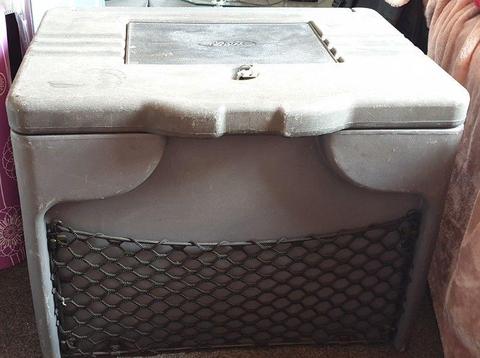 Cooler Box (Ford)