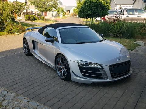 Audi R8 for hire matric ball or weddings R2000