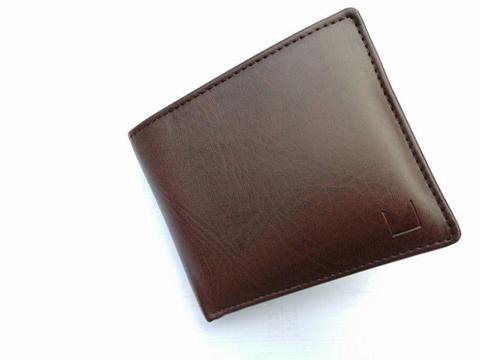 Markhams Leather Wallet ONLY R100
