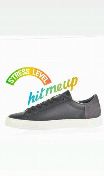 Sneakers on Sale. Size 6 ( small cut )