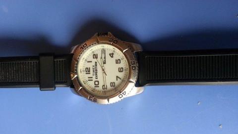 VINTAGE TIMEX WATCHES R350 TO R550 EACH