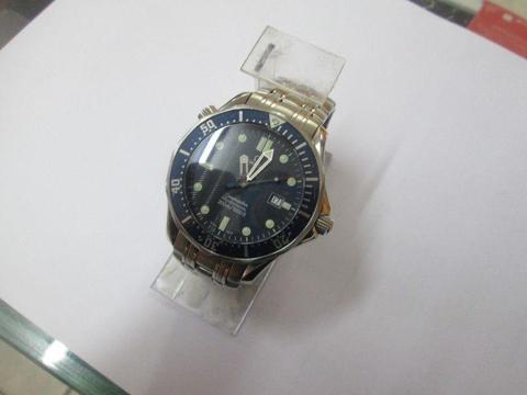 OMEGA SEAMASTER PROFESSIONAL 300M/1000FT IN GOOD CONDITION