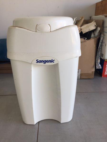 Sangenic Nappy Bin