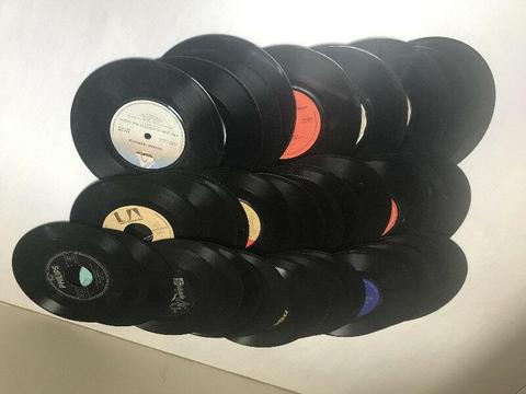 Quantity old vinyl records