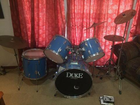 *NEGOTIABLE* Dixon Duke drum kit with Zildjian Planet Z Cymbals