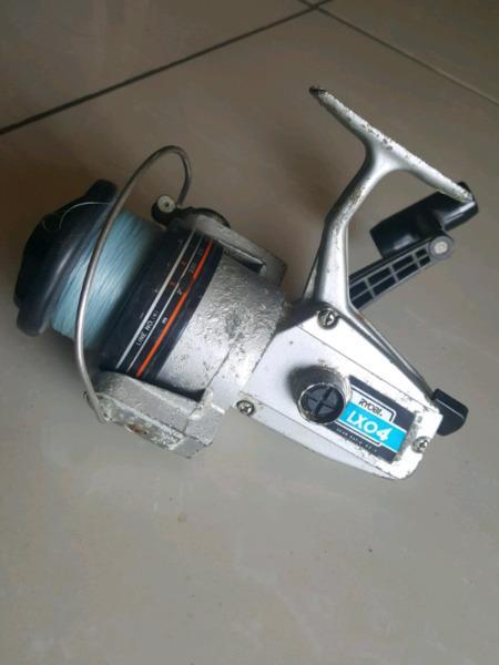 Vintage Ryobi LX04 Fishing Reel