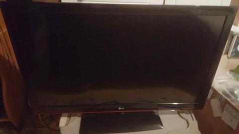 LG 42 inch 3D tv