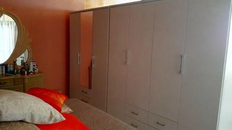 2 Piece German Design Bedroom Cupboards