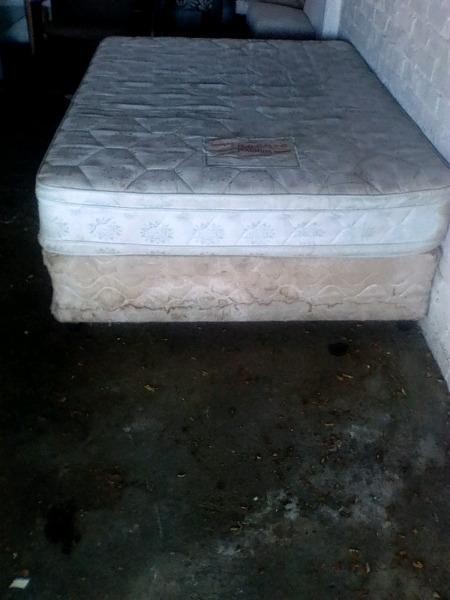 Double bed for sell