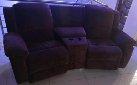 Double Recliner lounge R3500. 0815292967