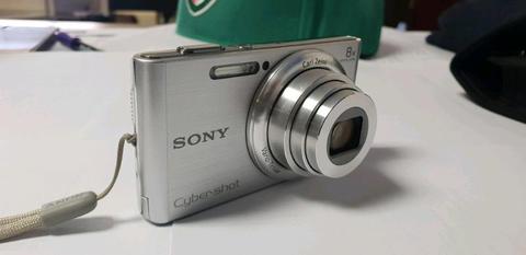 Smallest Sony Cybershot Digital Camera