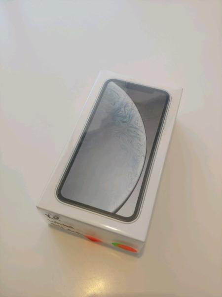 64GB IPhone XR White Brand New Sealed
