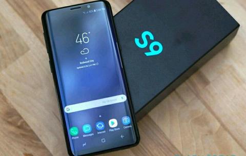 SAMSUNG GALAXY S9 MIDNIGHT BLACK IN THE BOX ( TRADE INS WELCOME)