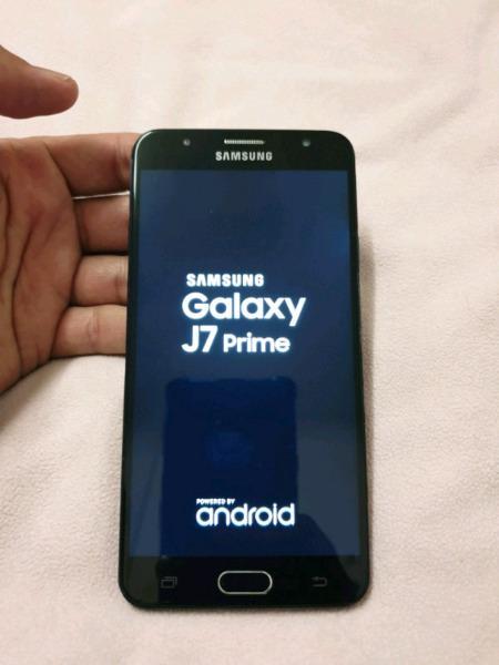 Samsung Galaxy J7 Prime with finger print