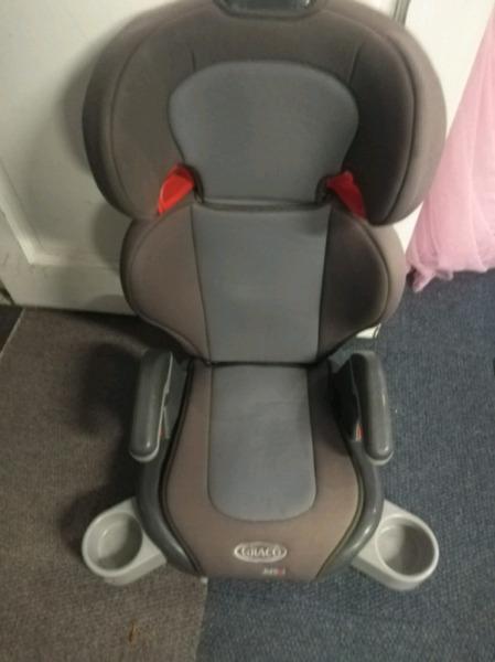Graco Booster Seat with Cupholders