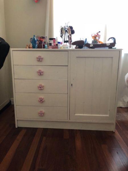 Compactum - Ad posted by Janet