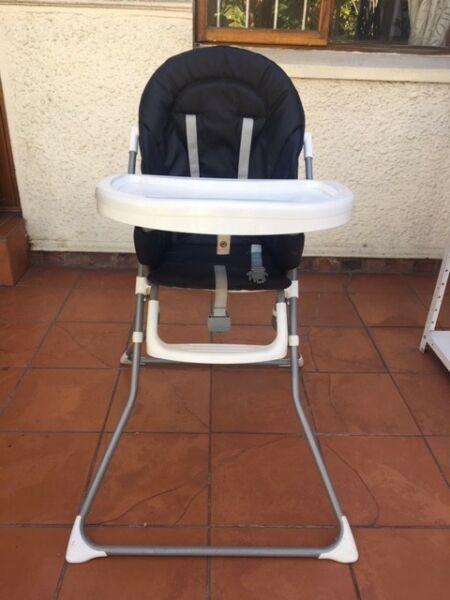 High chair for sell (almost new)