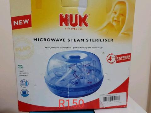 Baby bottle sterilizer