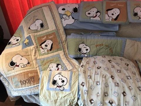 Snoopy complete bedroom set