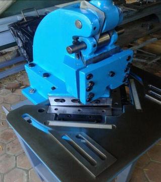 NOTCHING MACHINE 4 Ton for a giveaway price