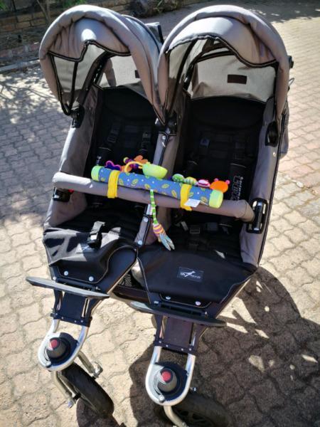 TFK twin pram stroller plus iso fix