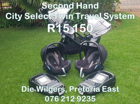 Second Hand City Select with Maxi-Cosi Car Seats and Isofix Bases