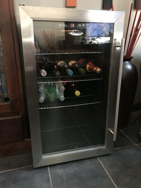 Kelvinator 150L Beverage Cooler / Wine Cooler
