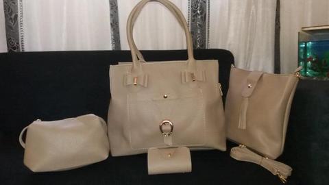 Glamourize bags