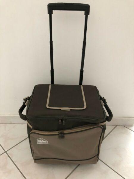 Camp Master Cooler Bag on trolley *** NEW *** Clean