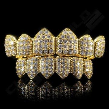 New Available Grillz silver /gold incl vampire
