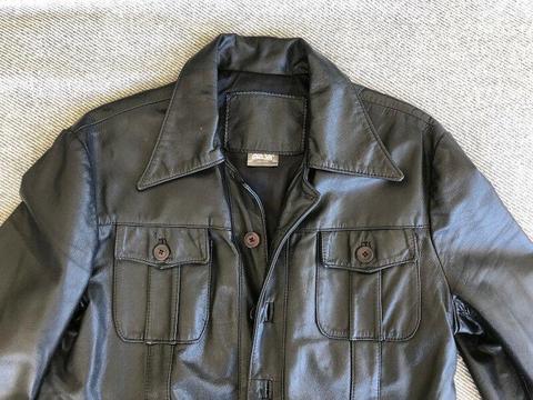 Leather jacket buttoned (med)