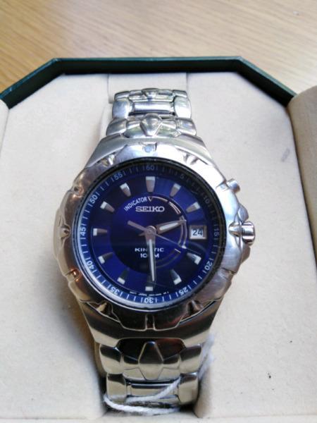 Seiko kinetic watch cal 3M62 in box