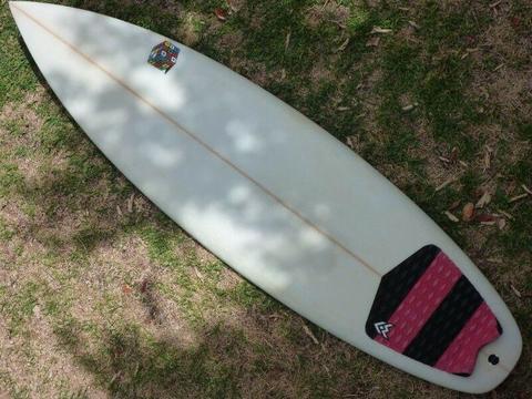 Surfboard Negative 6'0" x 18 3/4" x 2 5/16"