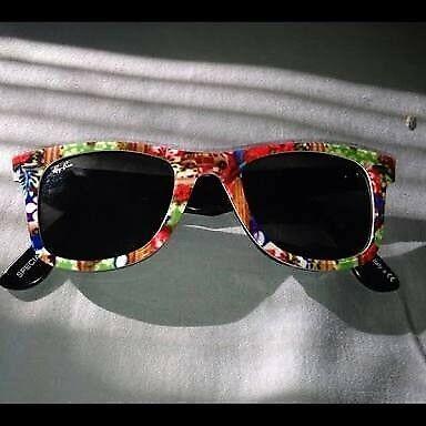 Brand New Ray Ban Wayfarer sunglasses special edition #11