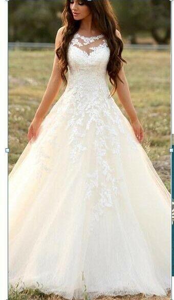 Wedding dresses for hire from R2000 - R6000