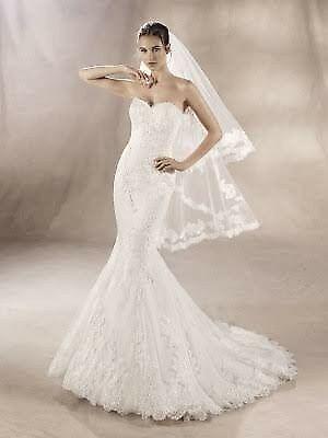 yumei lace mermaid wedding dress. Second hand, perfect condition, once worn, dry cleaned