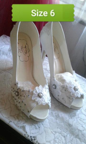 Different bridal shoes for sale