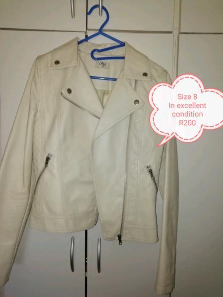 Ladies jacket size 8