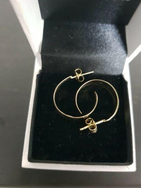 9k Gold Hoop Earrings